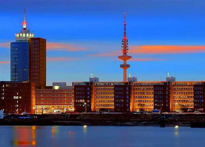 Courtyard By Marriott Airport Hamburg
