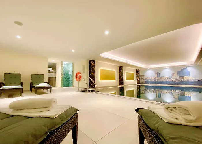 Courtyard By Marriott Airport 4*