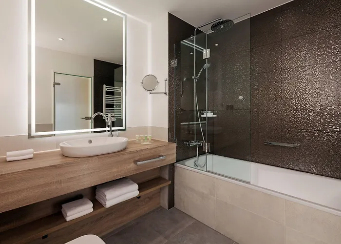 Courtyard By Marriott Airport Hotel Hamburg