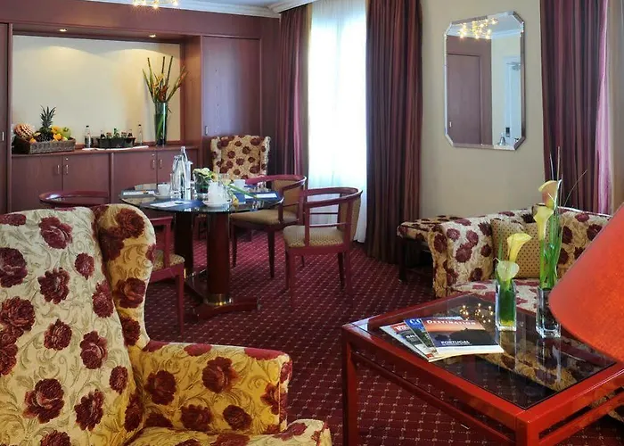 Courtyard By Marriott Airport Hotel Hamburg